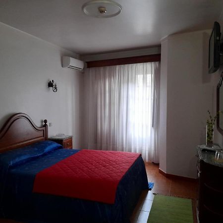 גימראייש Residencial Das Trinas 2 מראה חיצוני תמונה